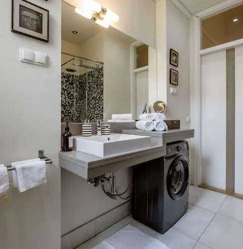 Klarahome 2 Bedroom Apartamento *