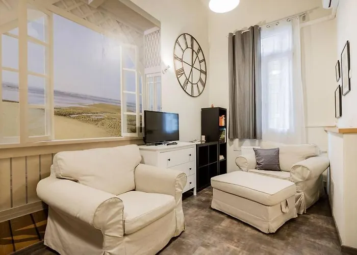 Klarahome 2 Bedroom