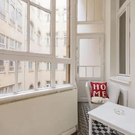 Klarahome 2 Bedroom * Budapest