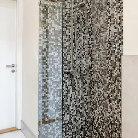 Klarahome 2 Bedroom Appartamento Budapest